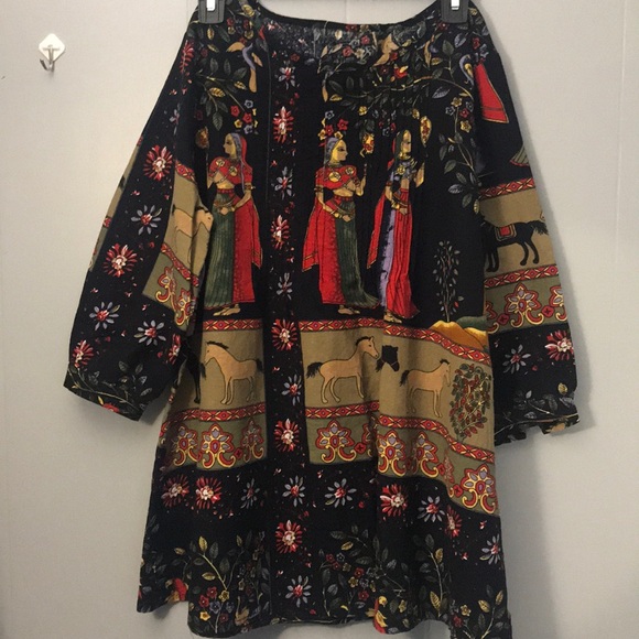 Tops - Women’s boho print top